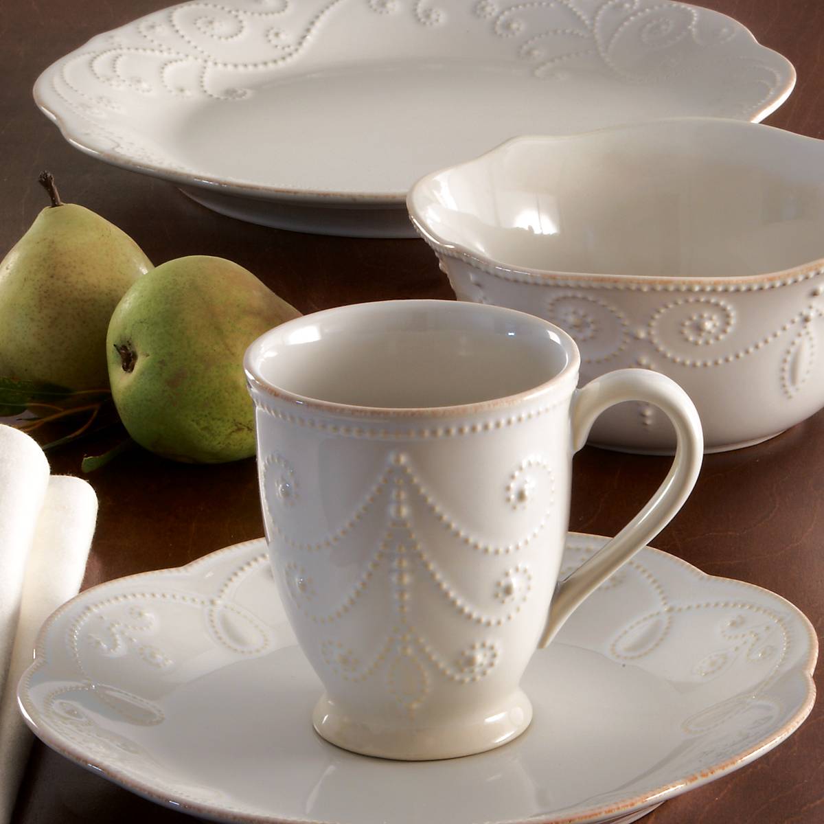 French Perle White 4-Piece Place Setting