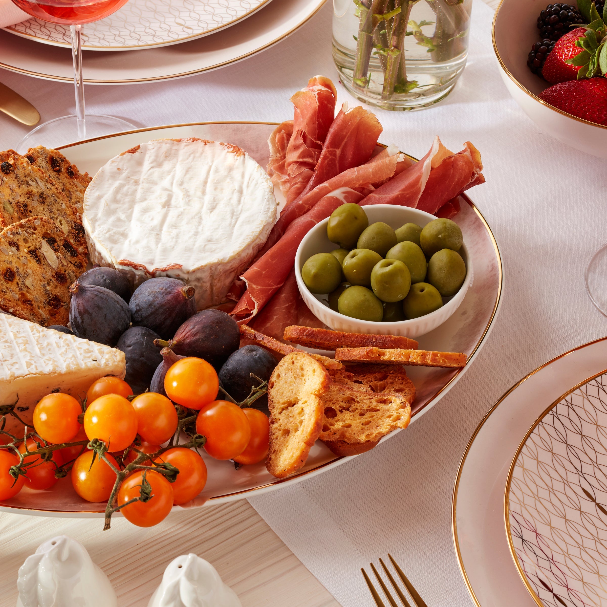 Trianna Salaria Dinner Plate