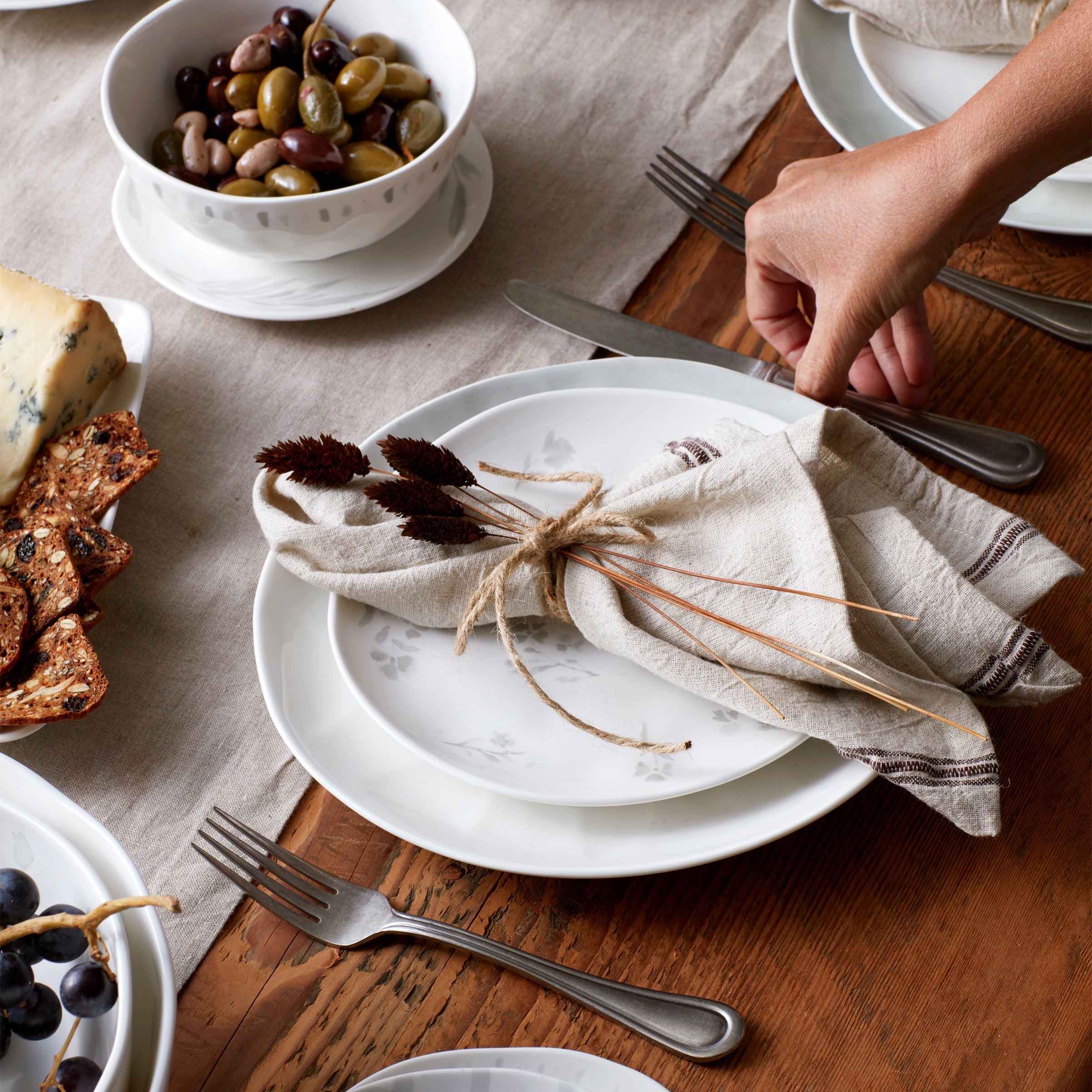 Oyster Bay Dinner Plates - Set of 4