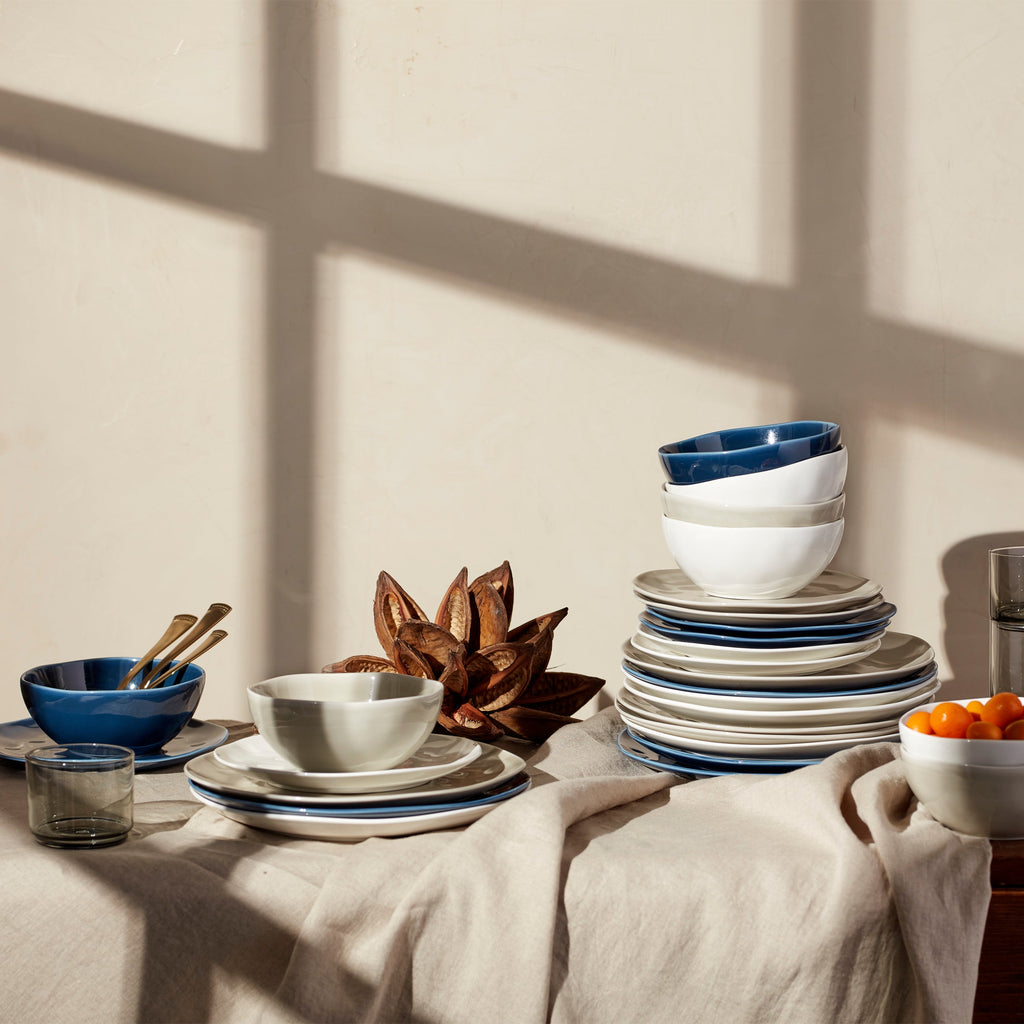 "Bay Colors 12-Piece Dinnerware Set, White"