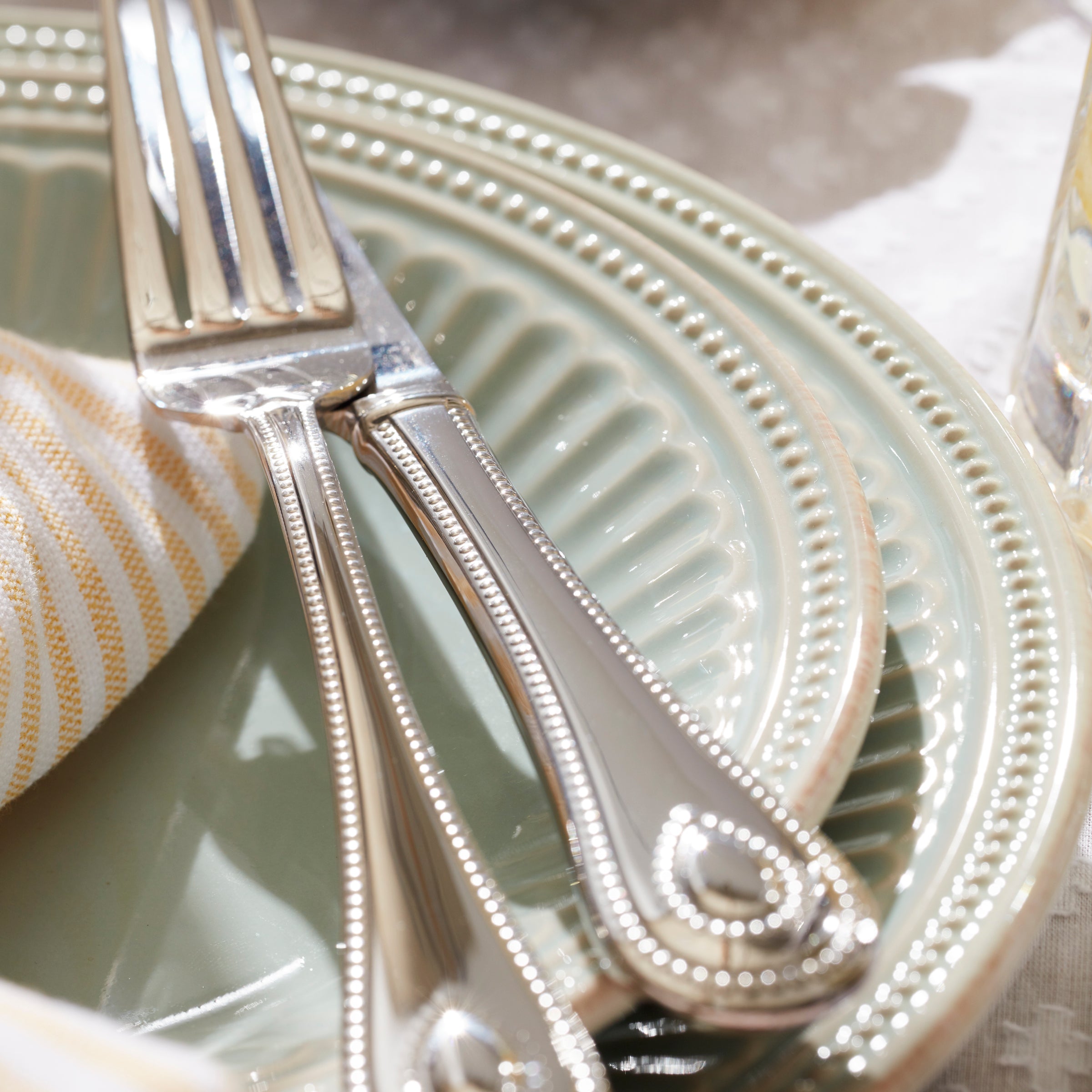 French Perle Groove Ice Blue 4-Piece Place Setting