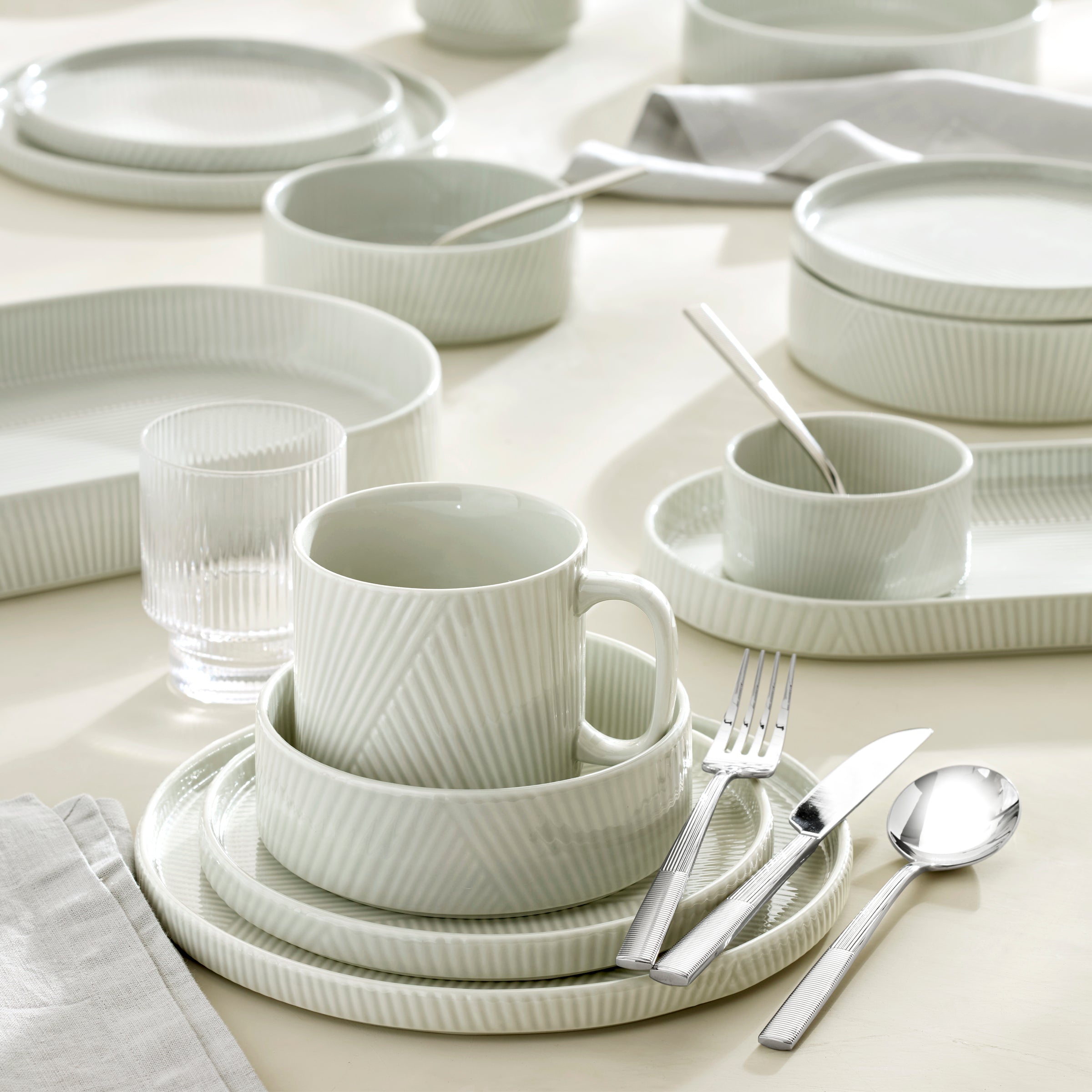 Modulus Vapor 12-Piece Dinnerware Set