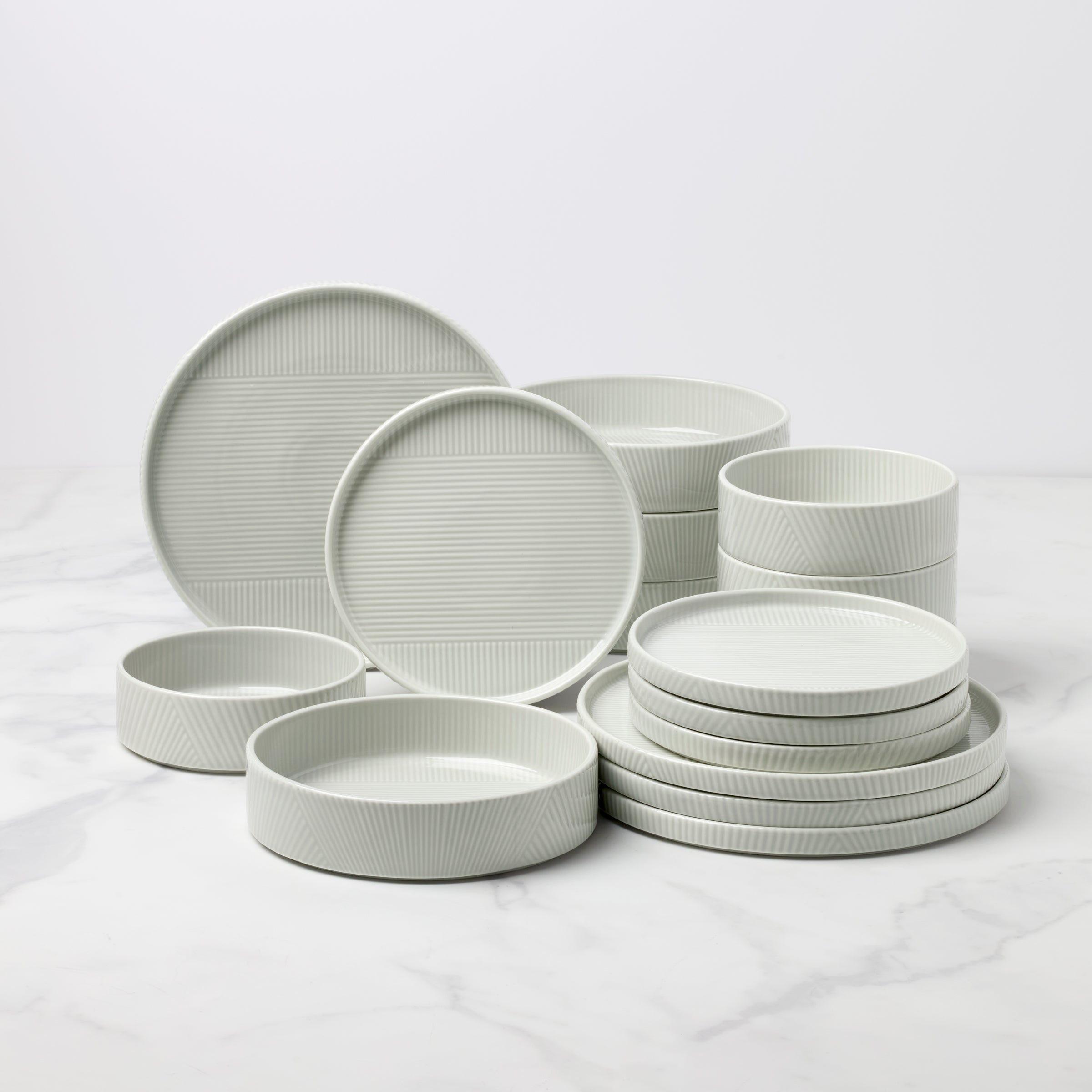 Modulus Vapor 16-Piece Dinnerware Set