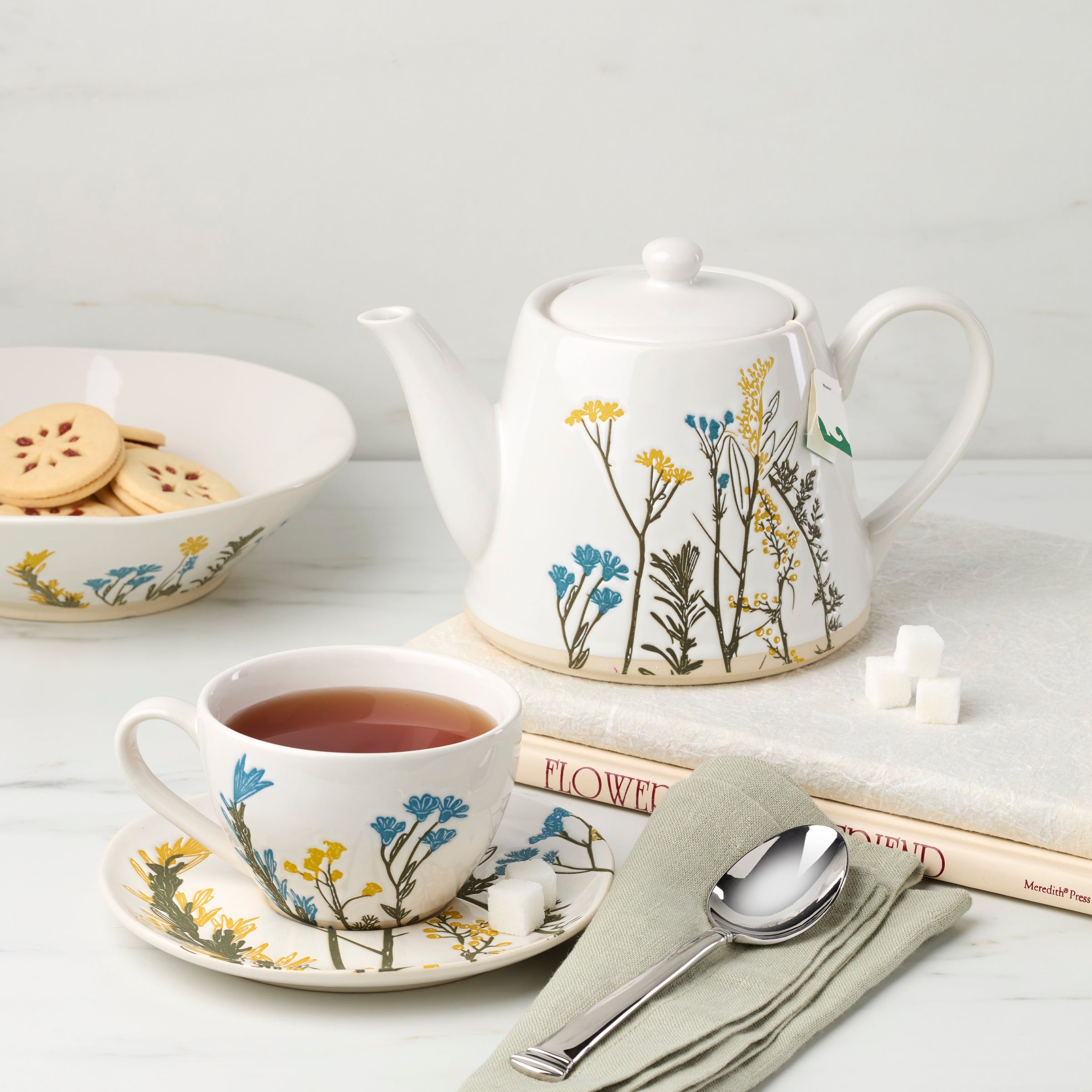 Wildflowers Tea Cup & Saucer - Set of 4